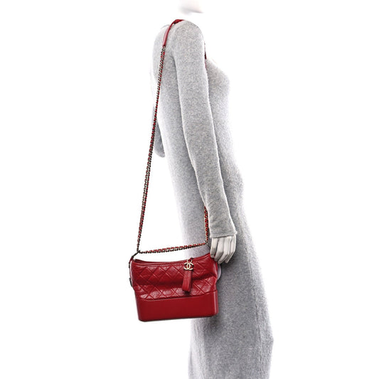 Aged Calfskin Quilted New Medium Gabrielle Hobo Red